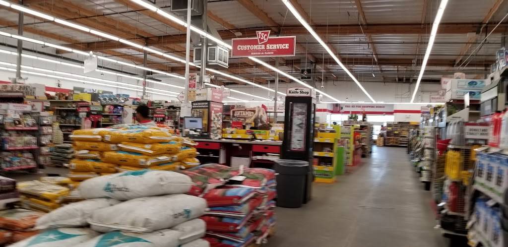 Tractor Supply Co. | 2195 Hamner Ave, Norco, CA 92860, USA | Phone: (951) 735-2216