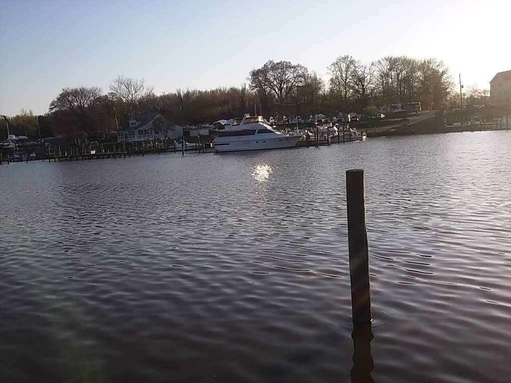 Middle River Landing Marina | 1901 Old Eastern Ave, Essex, MD 21221, USA | Phone: (410) 686-0771