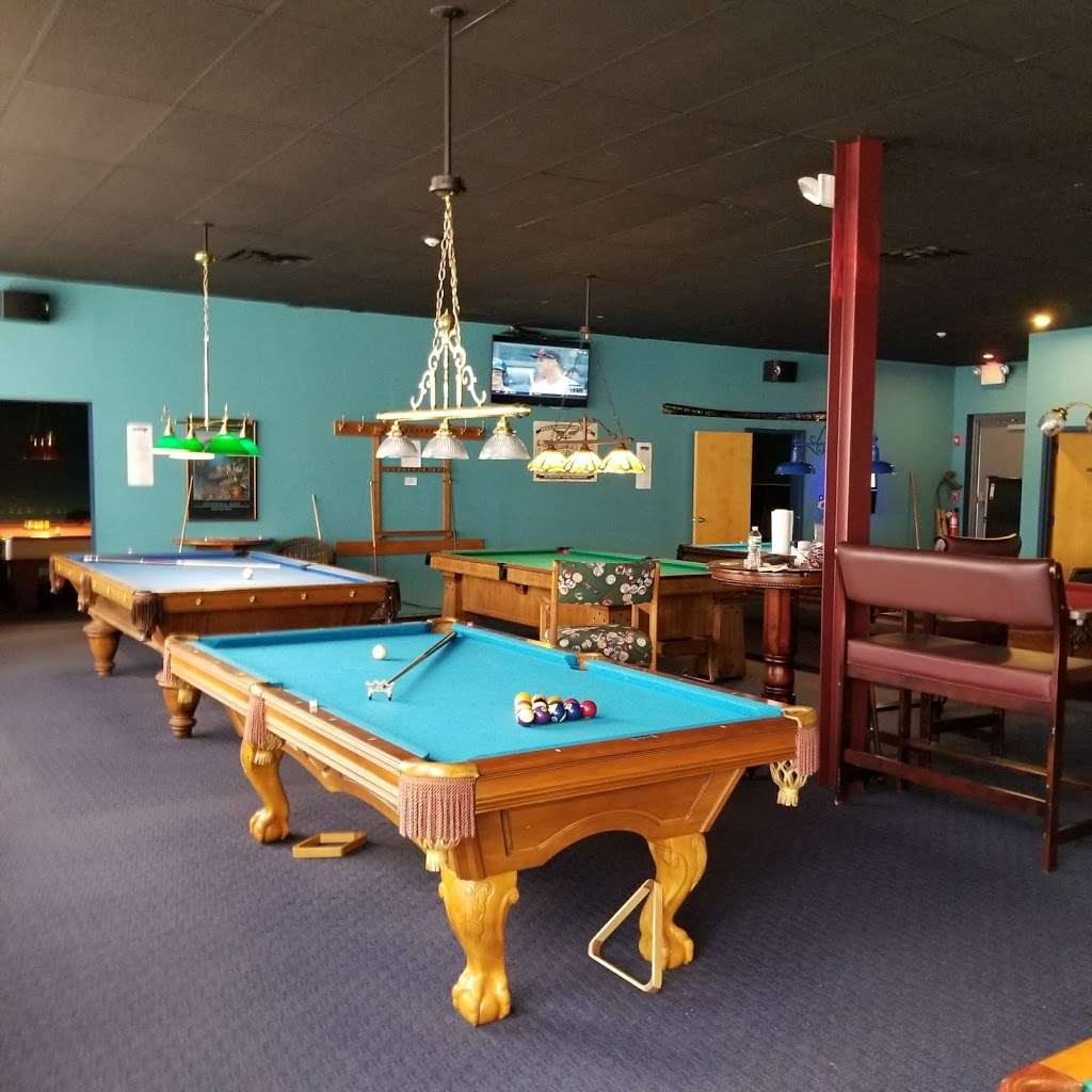 Rack and Roll Billiard Hall and Museum | 432 NJ-31, Washington, NJ 07882 | Phone: (908) 574-2177