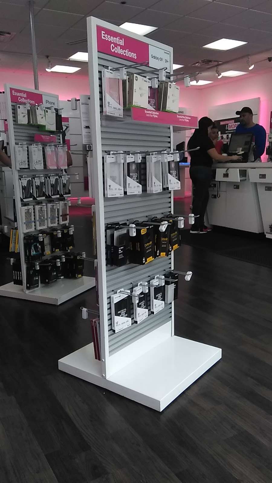 T-Mobile | 161 Main St, Paterson, NJ 07505, USA | Phone: (973) 689-7662