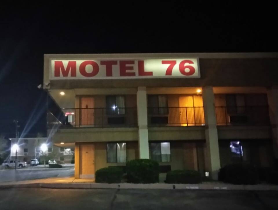 Motel 76 | 6012 Iliff Rd NW, Albuquerque, NM 87121, USA | Phone: (505) 836-3881