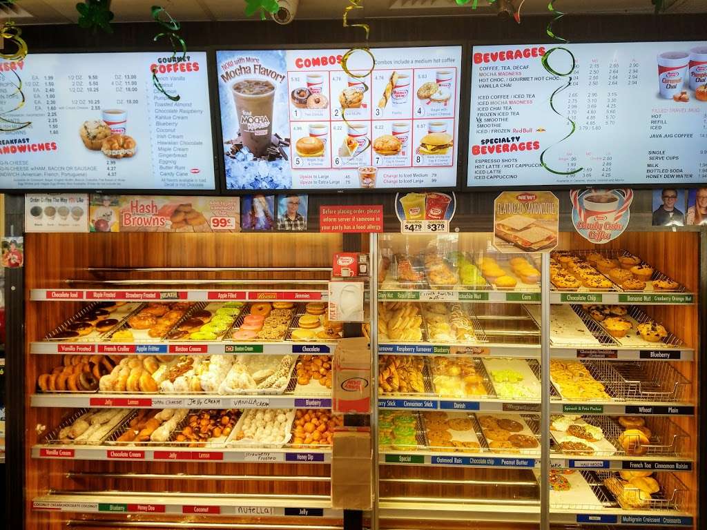 Honey Dew Donuts | 142 Lowell St, Wakefield, MA 01880, USA | Phone: (781) 224-0966