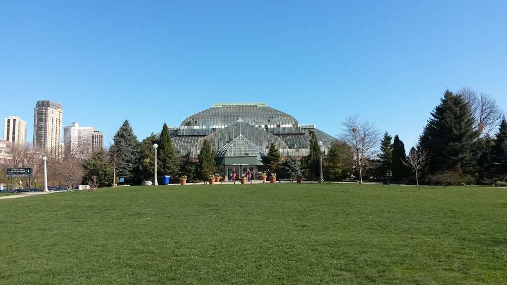 Lincoln Park Conservatory | 2391 N Stockton Dr, Chicago, IL 60614, USA | Phone: (312) 742-7736