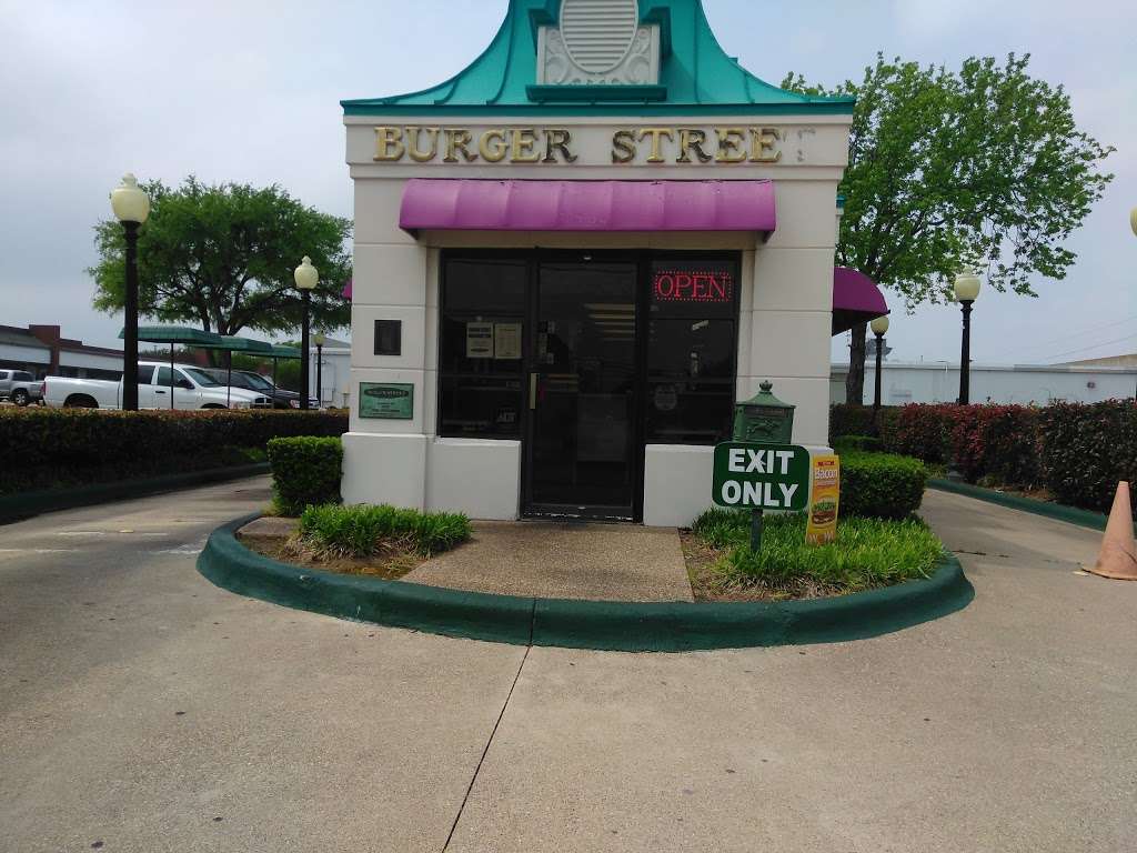 Burger Street | 2935 N Garland Ave, Garland, TX 75040, USA | Phone: (800) 975-8818