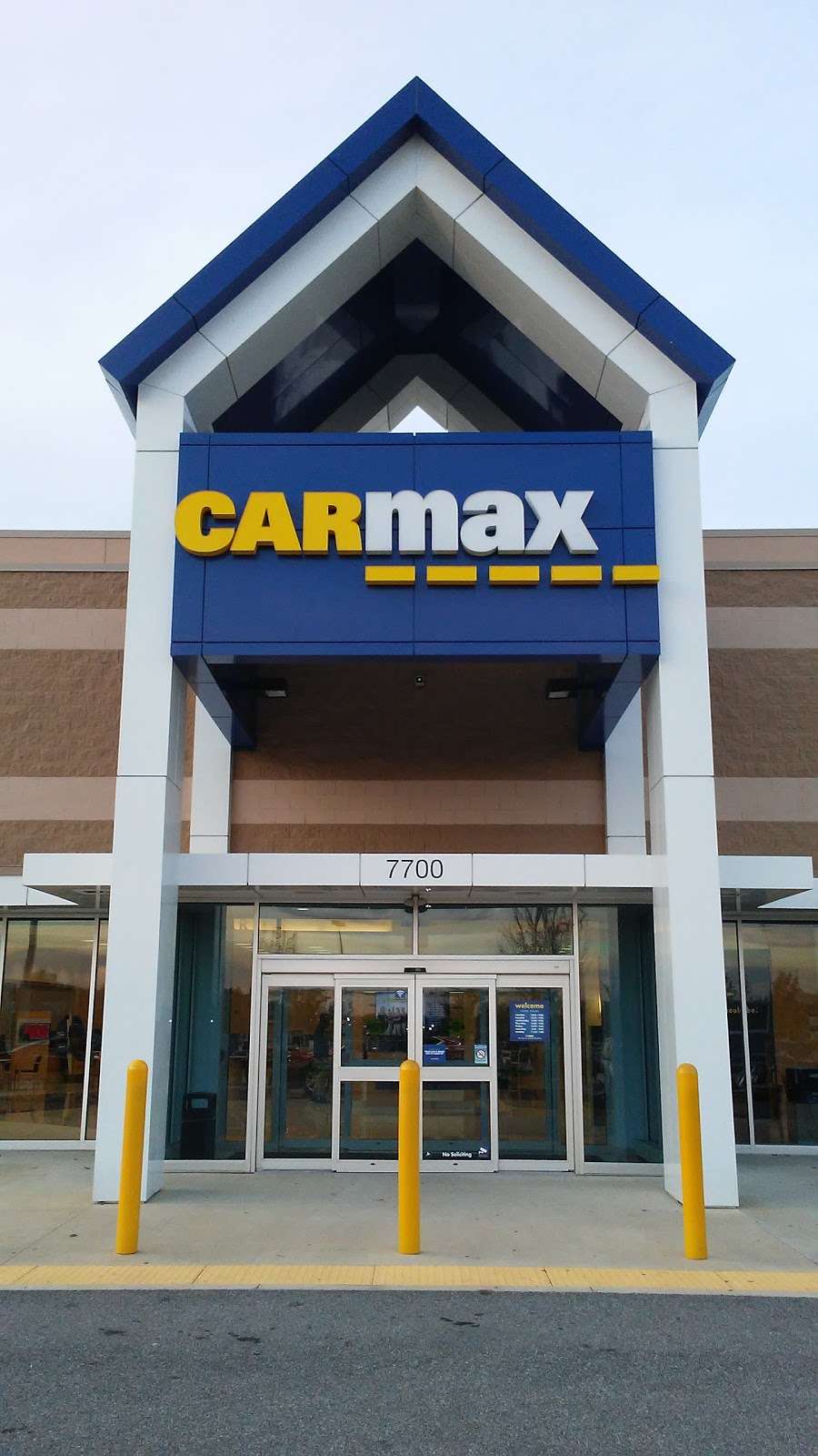 CarMax 7700 Matapeake Business Dr, Brandywine, MD 20613, USA