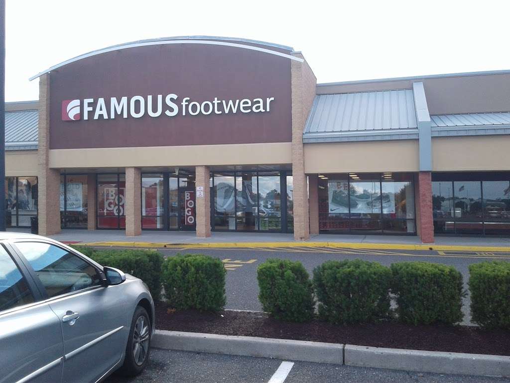 famous footwear turnersville