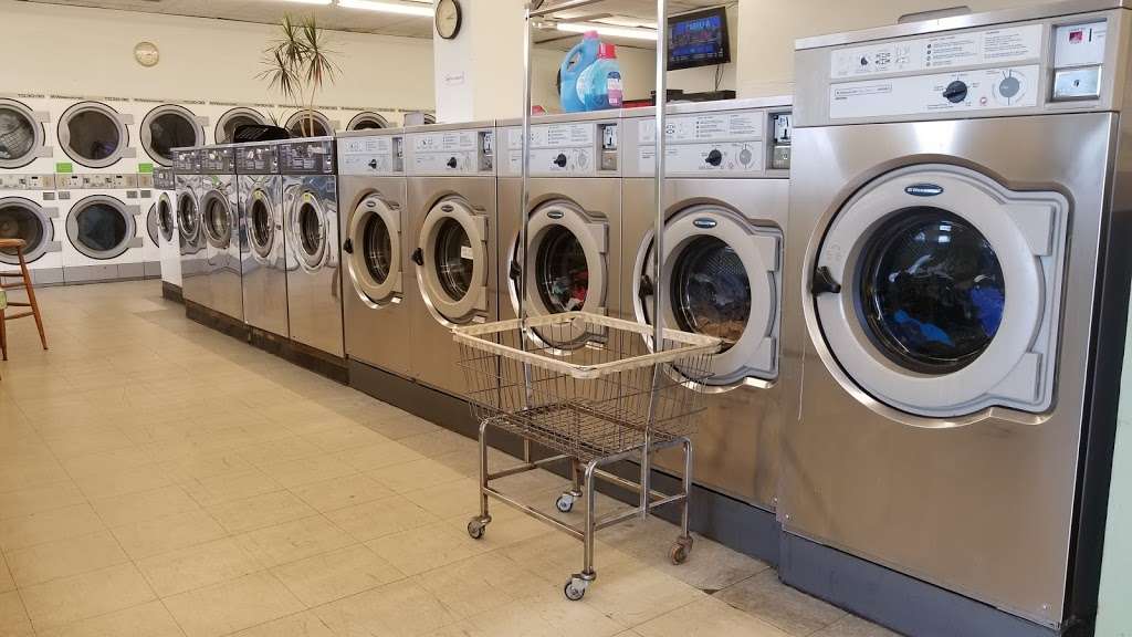 Quinns Belton Laundry | 124 E North Ave, Belton, MO 64012 | Phone: (816) 322-1886