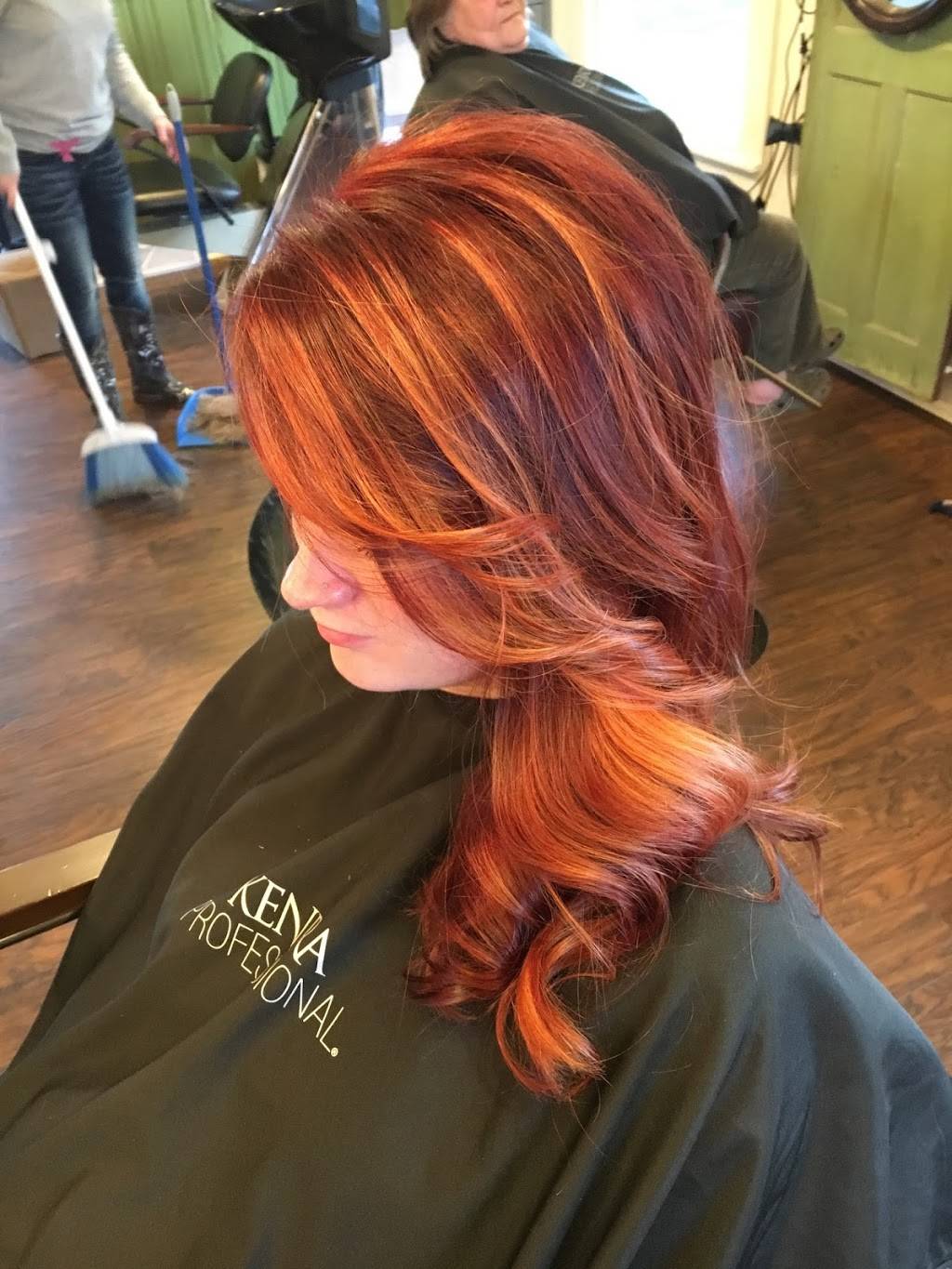 Inside Our Beauty Bar | 412 E King St, King, NC 27021, USA | Phone: (336) 983-4535