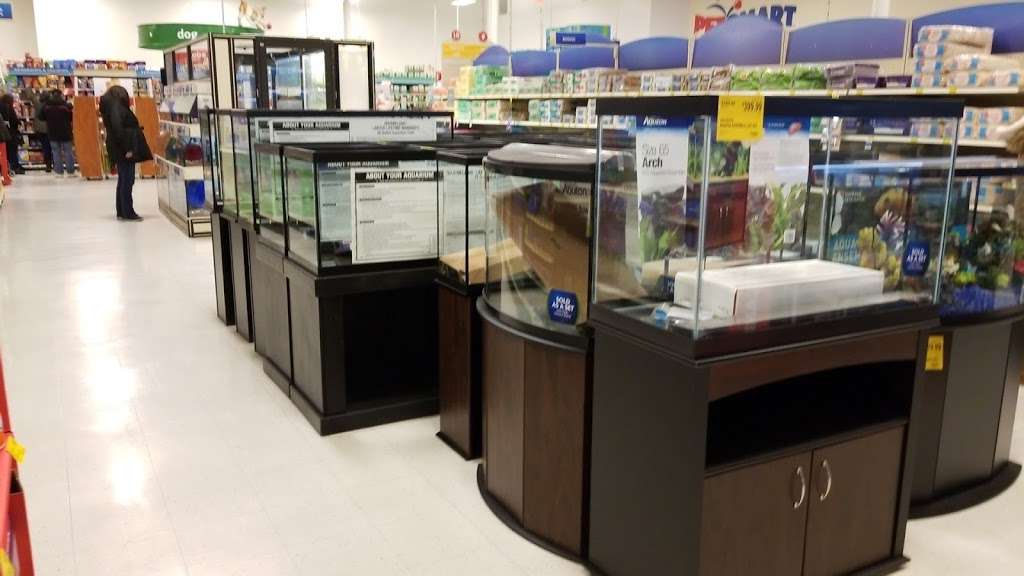 PetSmart | 420 Consumer Square, Mays Landing, NJ 08330, USA | Phone: (609) 677-1620