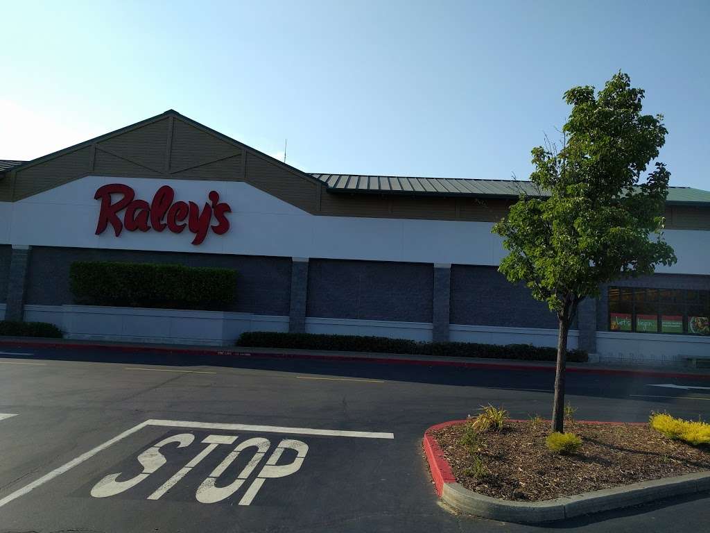 Raleys | 3330 N Texas St, Fairfield, CA 94533, USA | Phone: (707) 421-9990