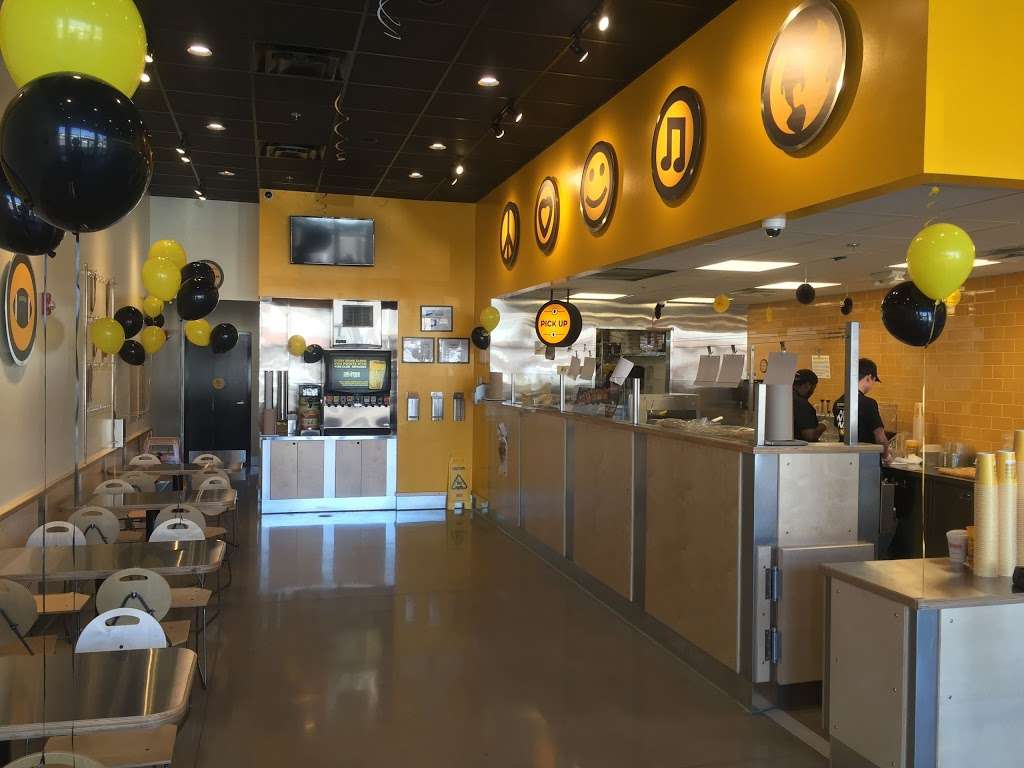 Which Wich Superior Sandwiches | 135 University Ave, Westwood, MA 02090, USA | Phone: (781) 708-9044