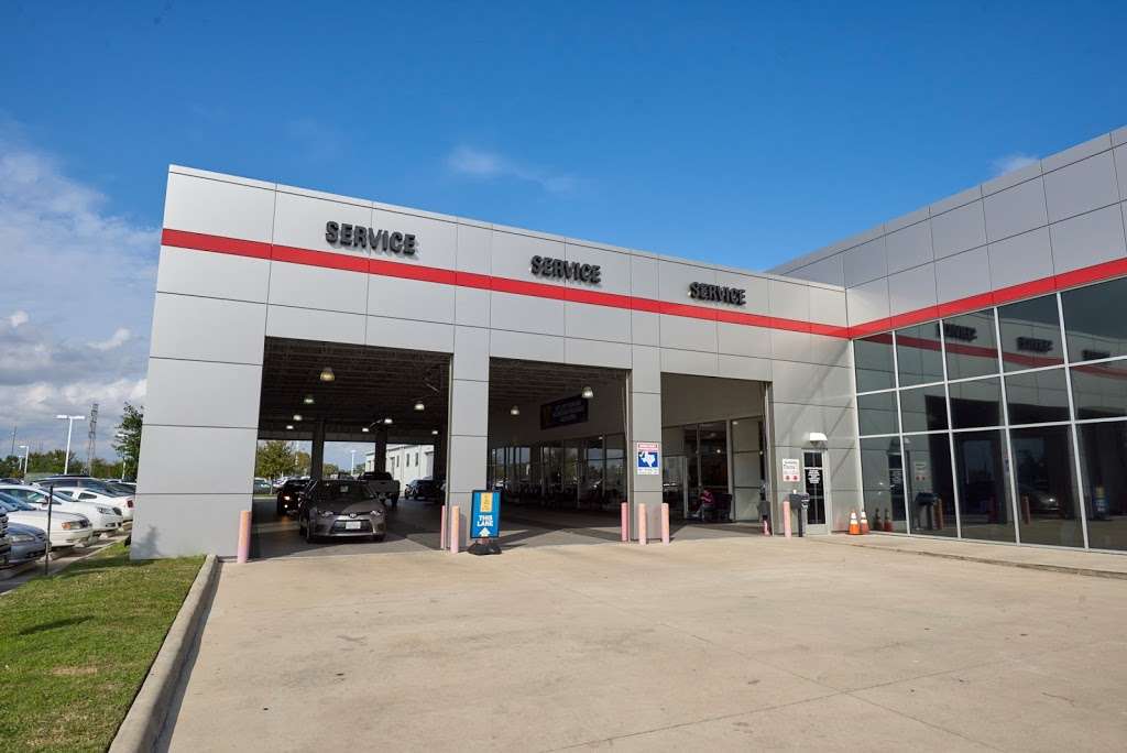 AutoNation Toyota Gulf Freeway | 12111 Gulf Freeway, B, Houston, TX 77034, USA | Phone: (713) 489-2097