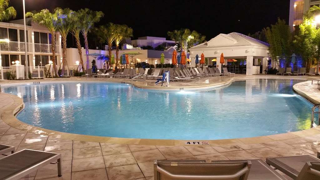 B Resort & Spa | 1905 Hotel Plaza Blvd, Lake Buena Vista, FL 32830 | Phone: (407) 828-2828