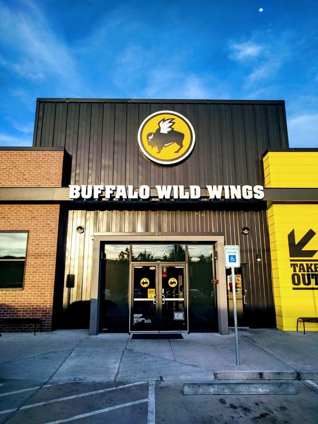nabo kalorie bad Buffalo Wild Wings, 15800 North Fwy, Houston, TX 77090, USA