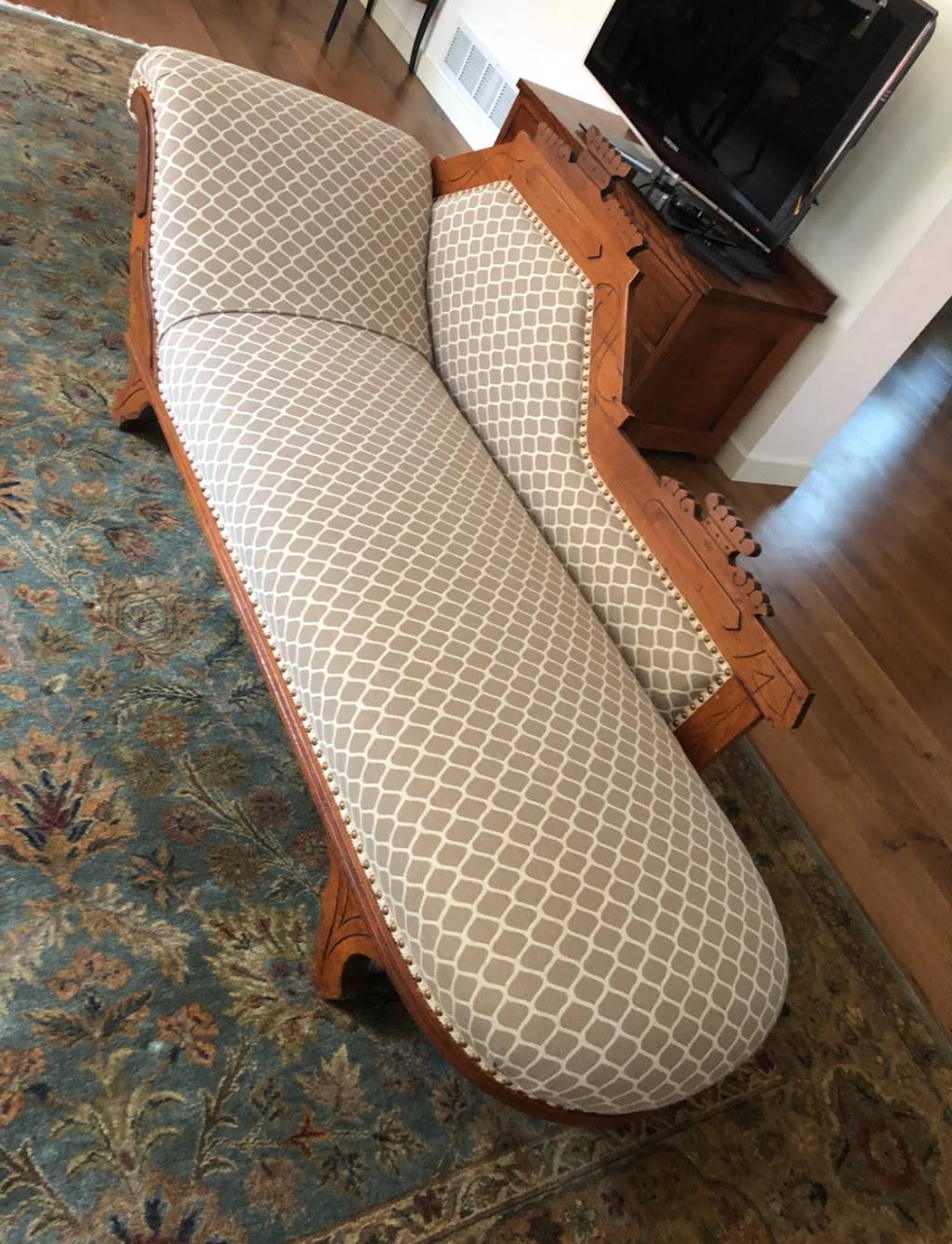 Niola Furniture Upholstery Service | 7424 W 103rd St, Minneapolis, MN 55438 | Phone: (952) 212-8190