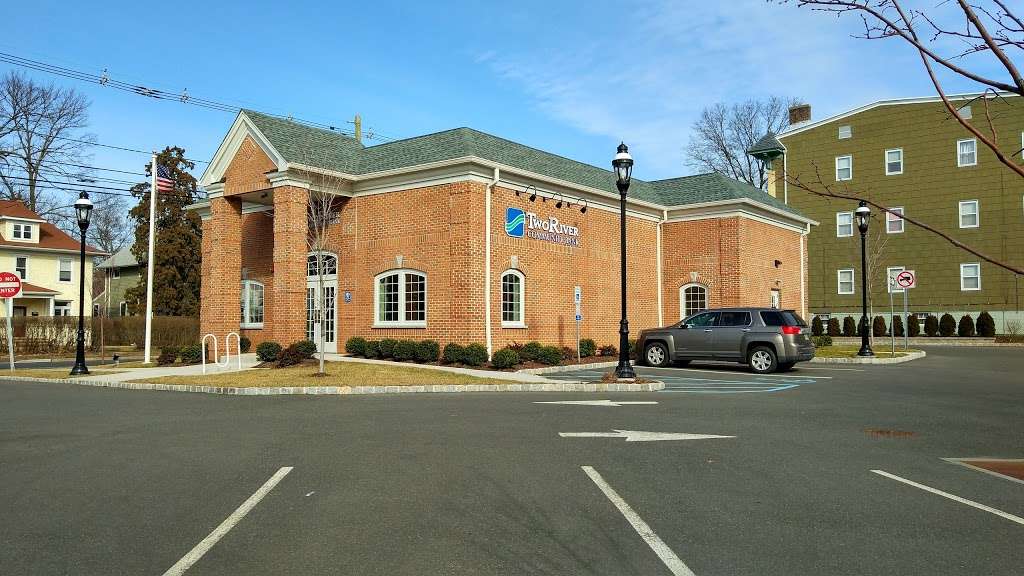 Two River Community Bank | 249 N Ave W, Cranford, NJ 07016, USA | Phone: (908) 931-0050