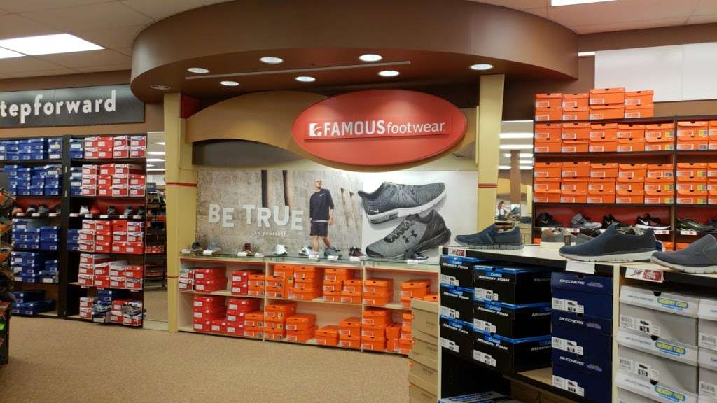 Famous Footwear, THE CROSSING AT, 371 