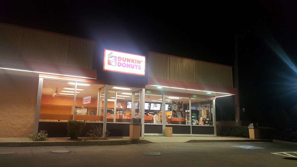 Dunkin | 136 Main St, Kingston, MA 02364, USA | Phone: (781) 585-2898