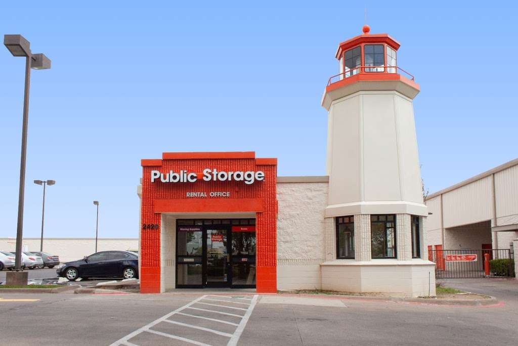 Public Storage | 2420 N Haskell Ave, Dallas, TX 75204, USA | Phone: (972) 763-5455