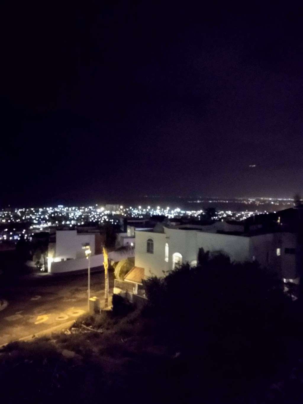 Caseta Fraccionamiento Costa Coronado | Av Costa Coronado, Costacoronado Residencial, Tijuana, B.C., Mexico