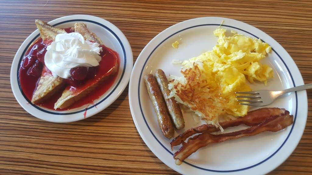 IHOP | 235 New State Hwy, Raynham, MA 02767, USA | Phone: (508) 828-4299