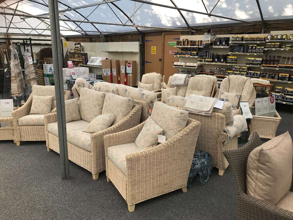 Potters Bar, a Wyevale Garden Centre | Dancers Hill Road, Bentley Heath Ln, Potters Bar, Barnet EN5 4RR, UK | Phone: 0844 288 5110