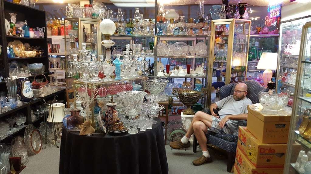 Max Miller Antiques | 10910 Katy Fwy, Houston, TX 77043, USA | Phone: (713) 410-4780