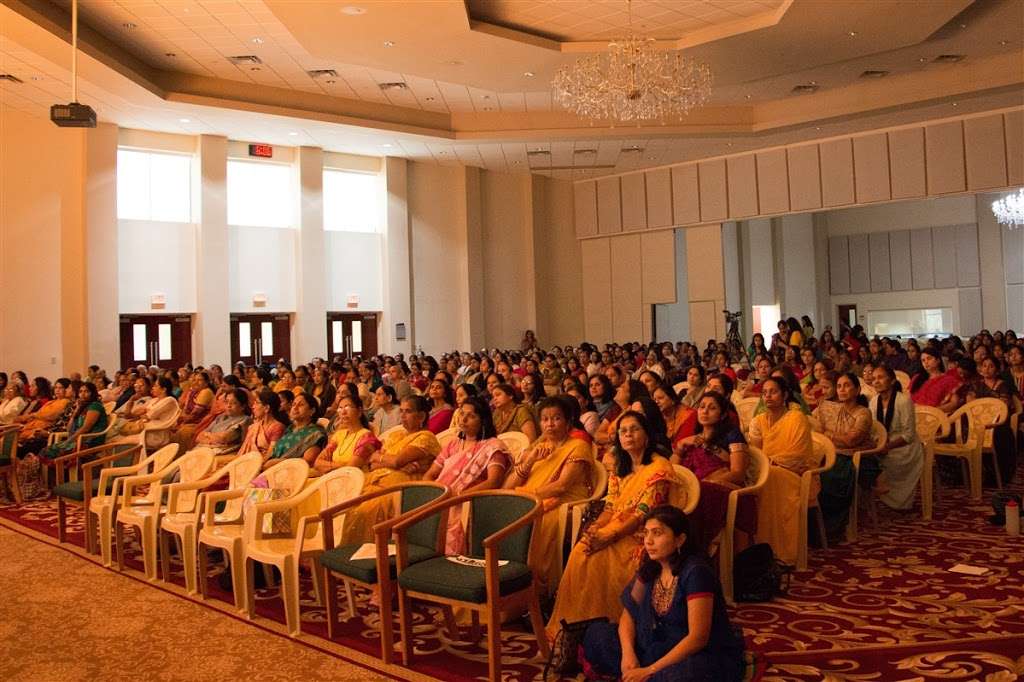 BAPS Shri Swaminarayan Mandir | 4320 Ammendale Rd, Beltsville, MD 20705, USA | Phone: (301) 931-3135