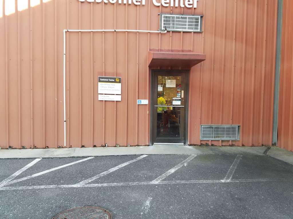 UPS Customer Center | 3731 N Mill Rd, Vineland, NJ 08360, USA | Phone: (800) 742-5877 UPS Customer Center | 3731 N Mill Rd, Vineland, NJ 08360, USA | Phone: (800) 742-5877