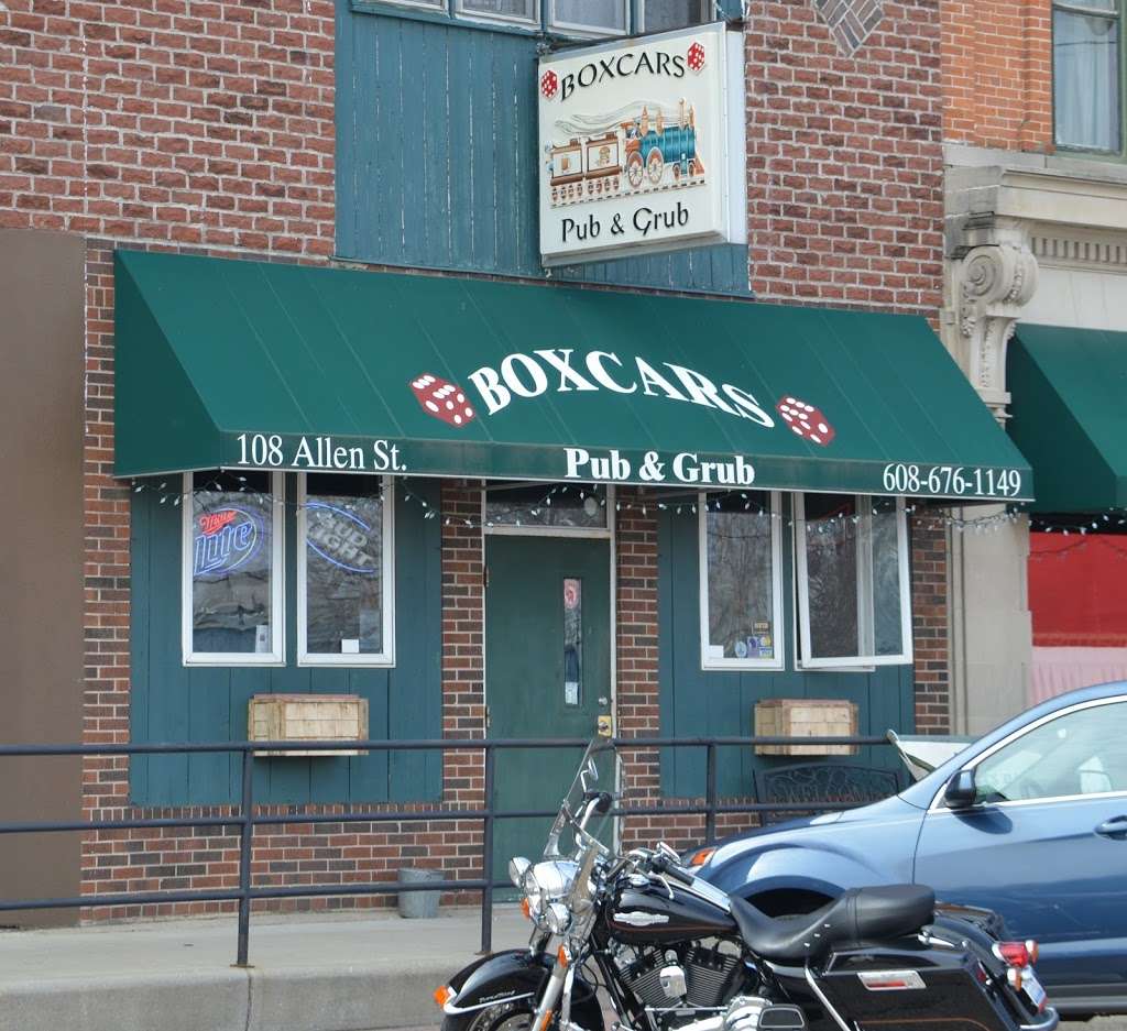 BOXCARS Pub & Grub | 108 Allen St, Clinton, WI 53525, USA | Phone: (608) 676-1149