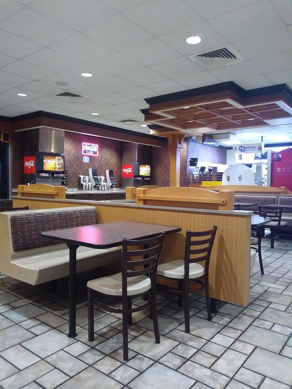 McDonalds | 9401 Foster St, Overland Park, KS 66212, USA | Phone: (913) 649-8690