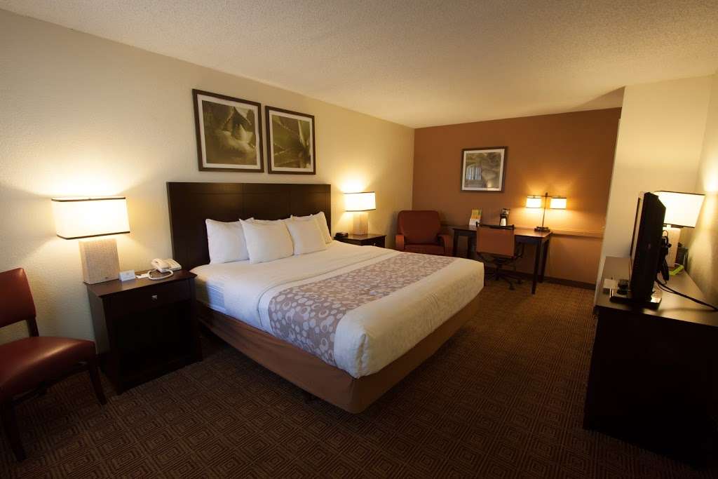 La Quinta Inn by Wyndham Galveston East Beach | 1402 Seawall Blvd, Galveston, TX 77550, USA | Phone: (409) 763-1224