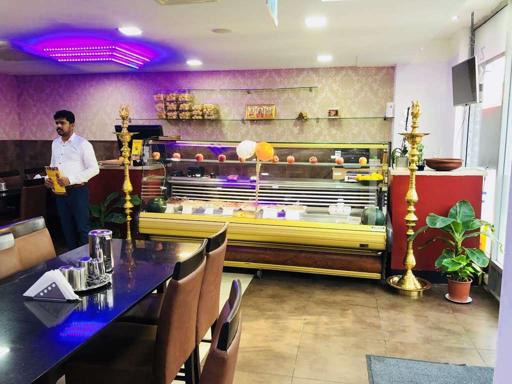Sri Rathiga Indian vegetarian Restaurant | 21 Mollison Way, Edgware HA8 5QH, UK | Phone: 020 8952 4440