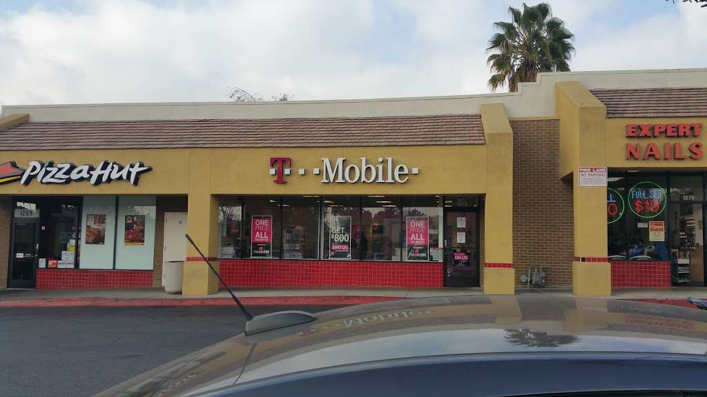 T-Mobile | 1271 N Lake Ave Suite 22, Pasadena, CA 91104, USA | Phone: (626) 797-1361