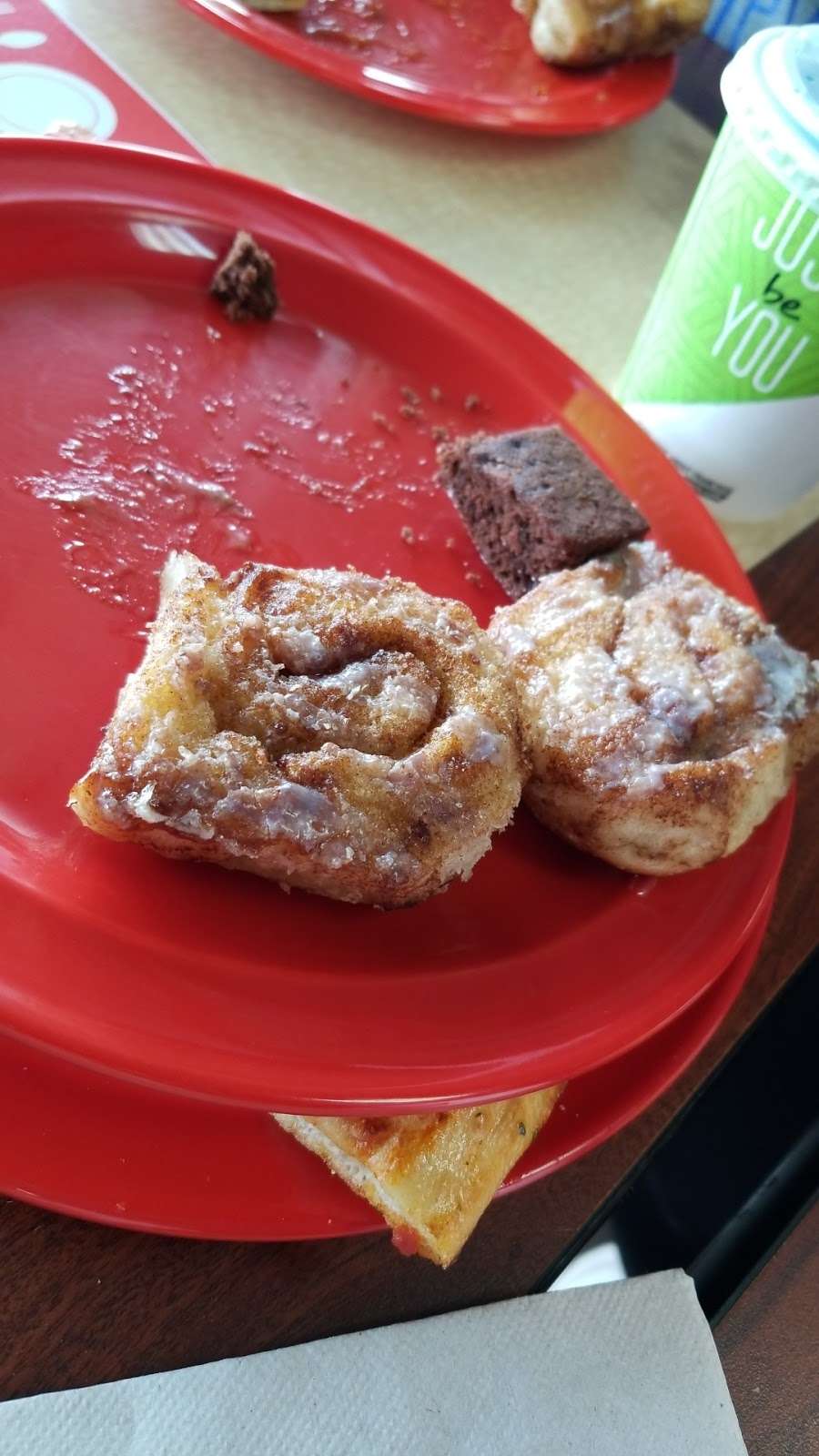 Cicis | 10822 North Fwy, Houston, TX 77037, USA | Phone: (281) 847-2424