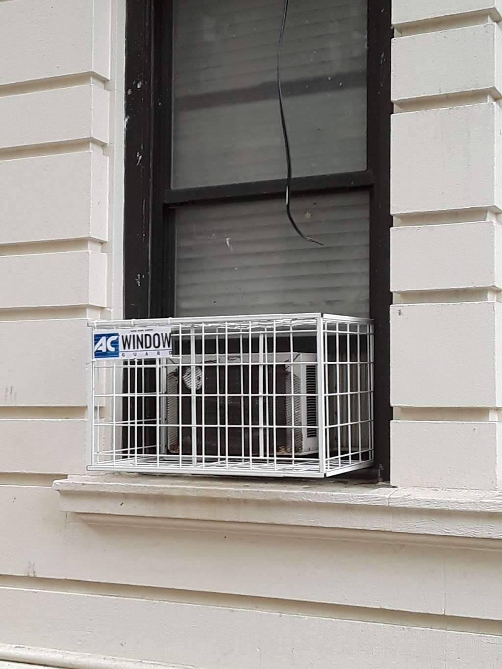 AC WINDOW GUARD llc. | p.o box 8551, Elizabeth, NJ 07208, USA | Phone: (908) 636-3599