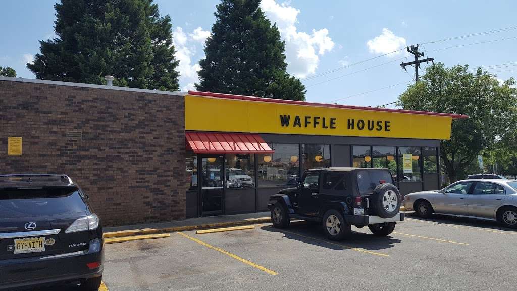 Waffle House | 14106 Statesville Rd, Huntersville, NC 28078, USA | Phone: (704) 875-8980