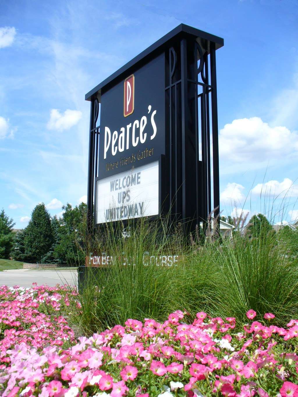 Pearces Pub & Banquets | 3516 US-34, Oswego, IL 60543, USA | Phone: (630) 554-8905