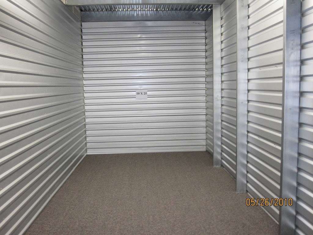 Summer Lakes Self Storage & U-Haul | 102 Benton Rd, Rosenberg, TX 77469, USA | Phone: (832) 775-8541