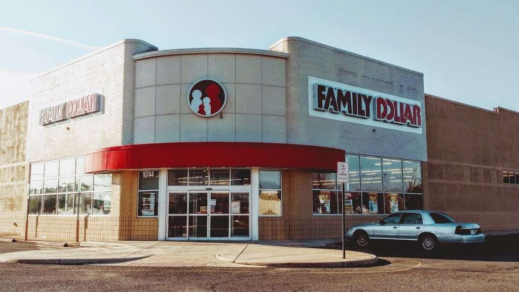 Family Dollar | 10744 Tidewater Trail, Fredericksburg, VA 22408, USA | Phone: (540) 373-1714