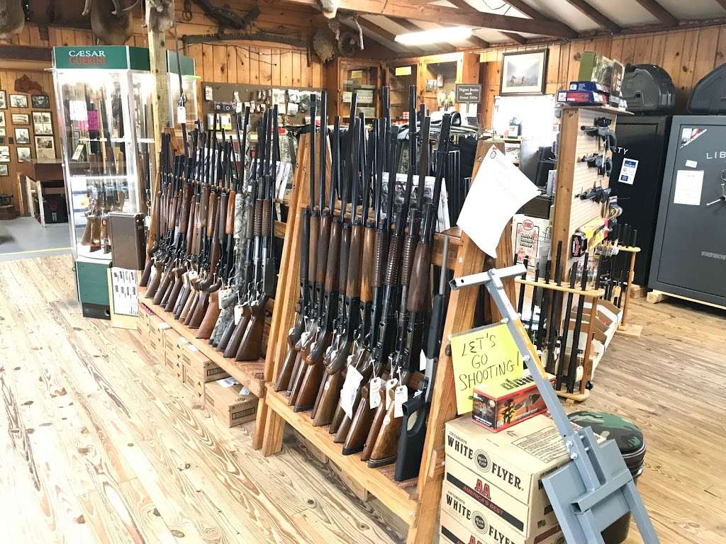 A. W. Peterson Gun Shop | 4255 W Old US Hwy 441, Mt Dora, FL 32757, USA | Phone: (352) 383-4258