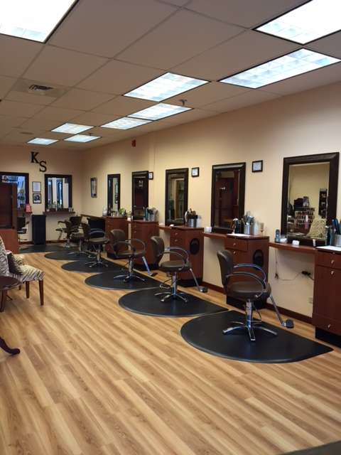 Kozi Salon | 5061 Shoreline Rd, Lake Barrington, IL 60010, USA | Phone: (847) 382-5694