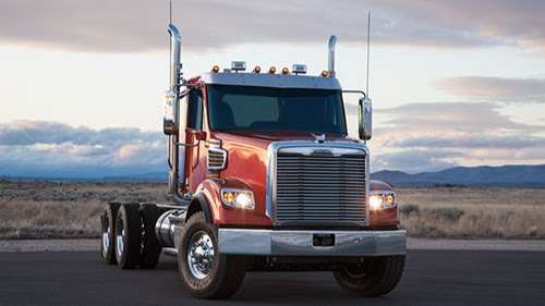 MEH Trucks and Trailers | 8915 E US Hwy 40, Kansas City, MO 64129, USA | Phone: (816) 365-7061