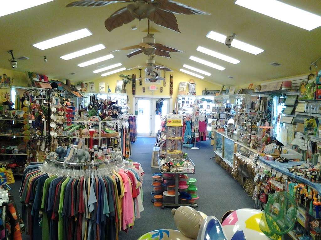 Everythings Beachy "Beach Shop" | 209 Taylor St, Colonial Beach, VA 22443 | Phone: (804) 224-7192