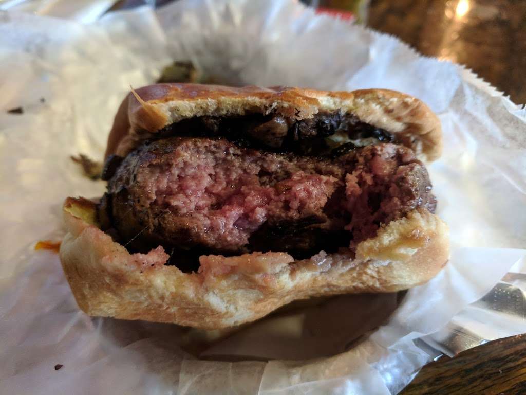 The Bulldog Pub | 577 Deltona Blvd #1, Deltona, FL 32725, USA | Phone: (386) 860-0800