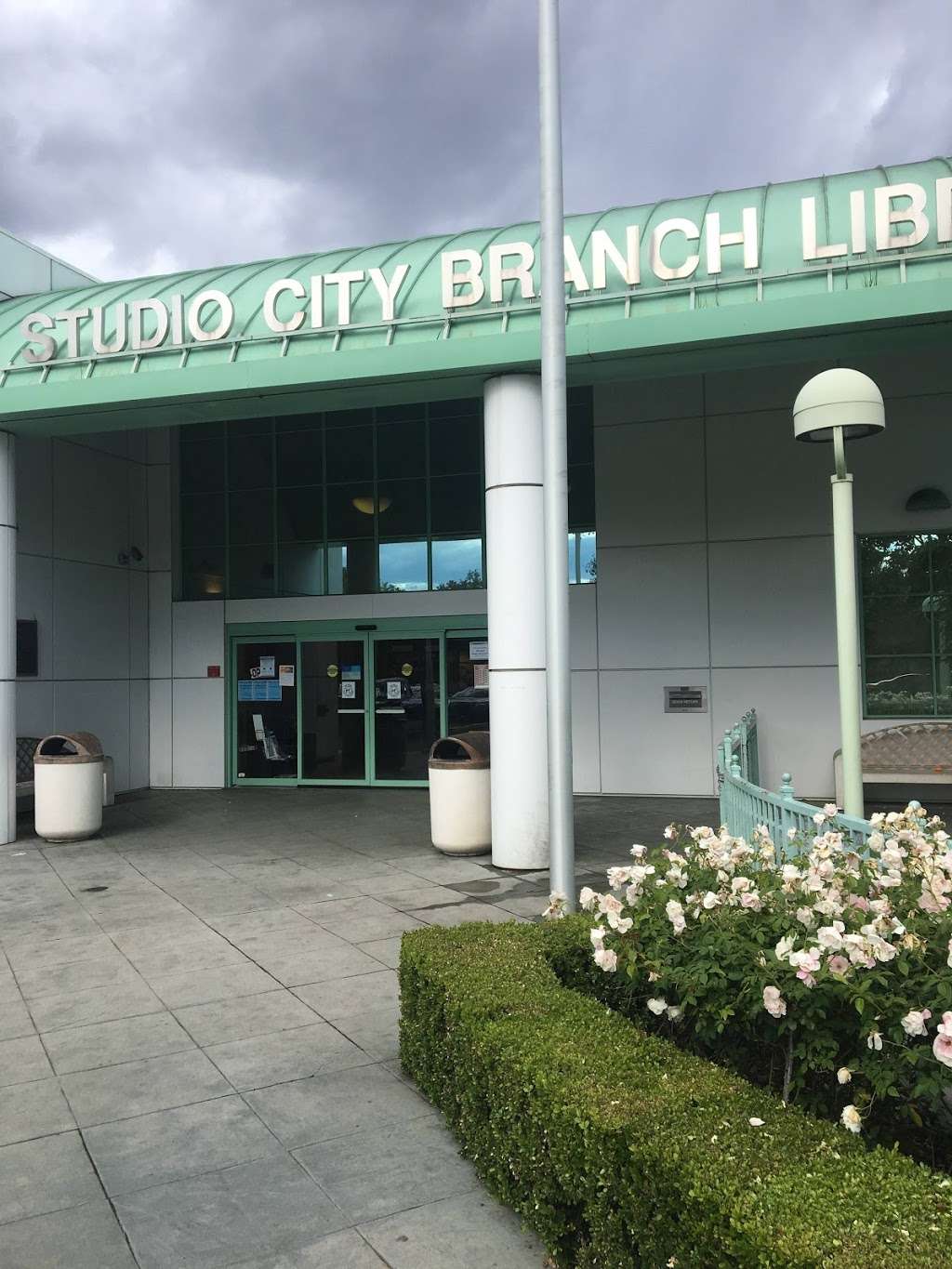 Studio City Branch Library | 12511 Moorpark St, Studio City, CA 91604, USA | Phone: (818) 755-7873