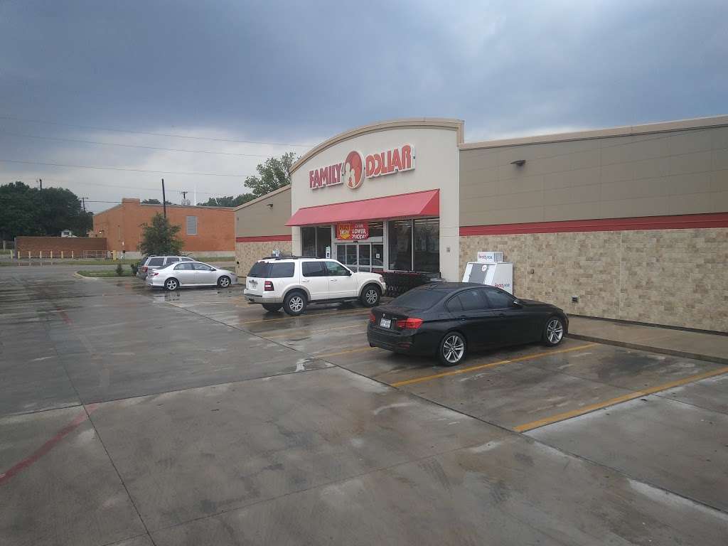 Family Dollar | 103 E Palestine St, Hutchins, TX 75141, USA | Phone: (469) 615-3735