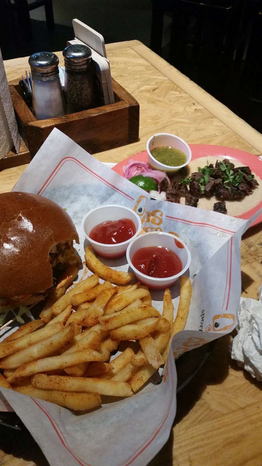 Ojos Locos Sports Cantina - Almeda | 12200 Gulf Fwy, Houston, TX 77034, USA | Phone: (832) 831-2052