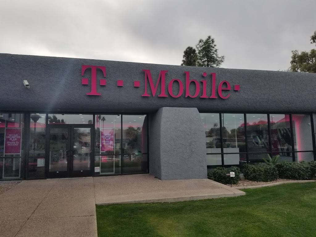 T-Mobile | 1333 W Broadway Rd #101, Tempe, AZ 85282 | Phone: (480) 404-9764