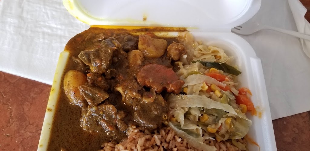 Jamaican Signature Restaurant | 3312 W 105th St, Cleveland, OH 44111, USA | Phone: (216) 862-9100